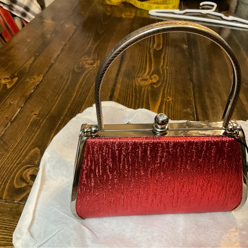 Red Evening Bag - Picture 5 of 13